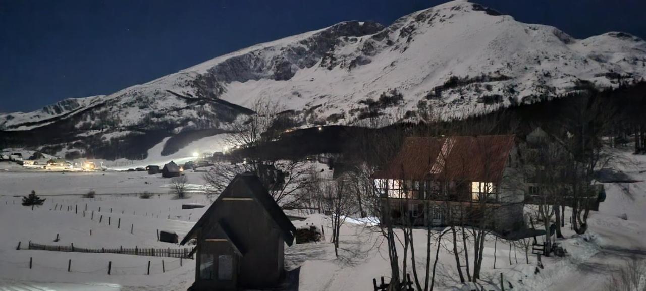 Koliba Cincila Hébergement de vacances